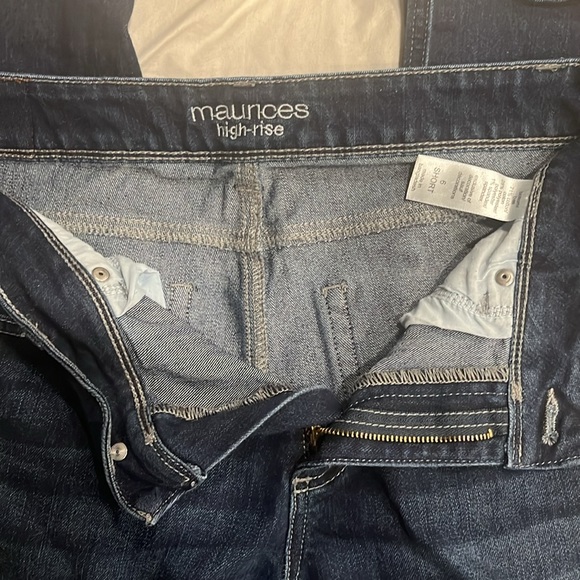 👖Maurice’s High Rise Size 6 short - Picture 3 of 5
